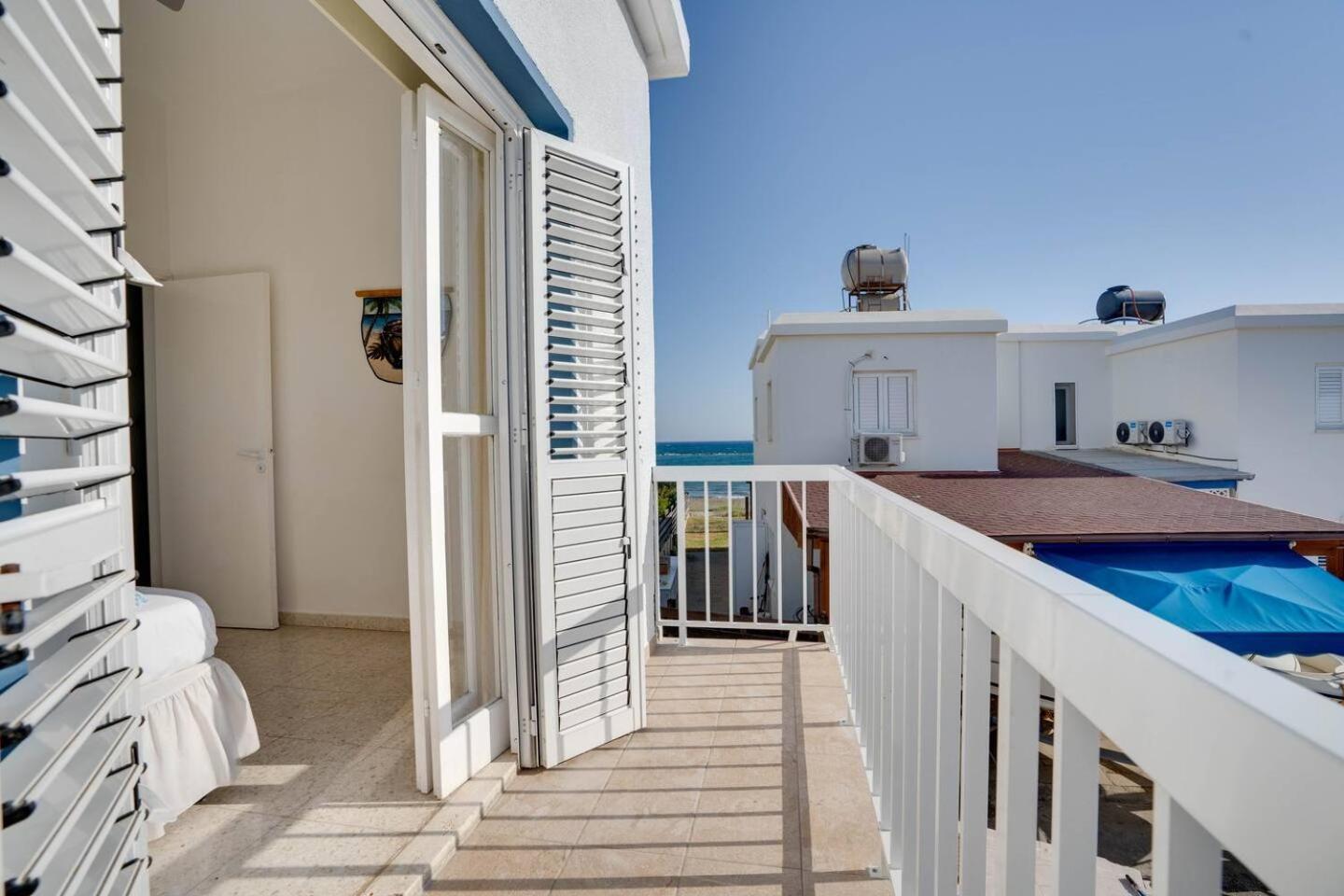 Ammos Villa 20 Side Seaview Larnaca Bagian luar foto