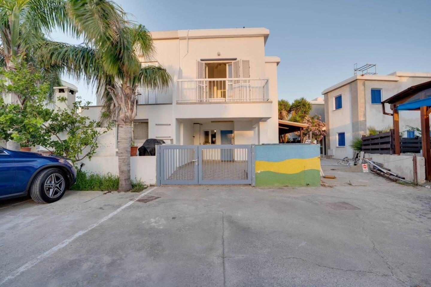 Ammos Villa 20 Side Seaview Larnaca Bagian luar foto