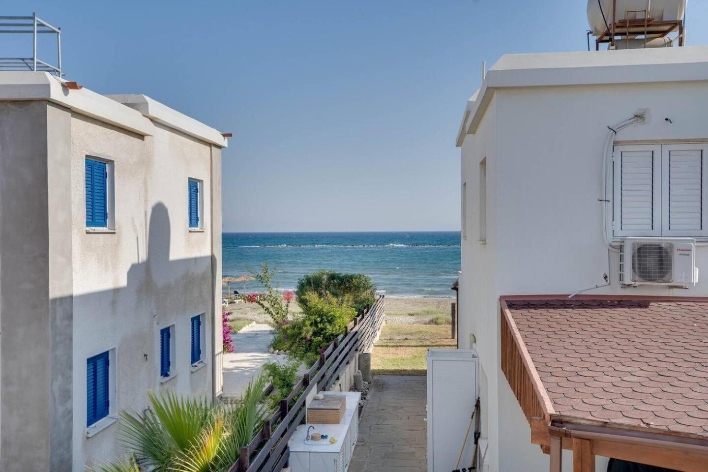 Ammos Villa 20 Side Seaview Larnaca Bagian luar foto